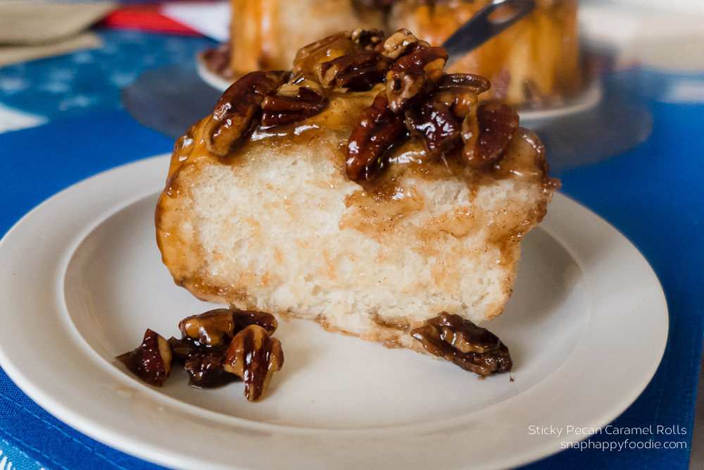 Sticky Pecan Caramel Rolls