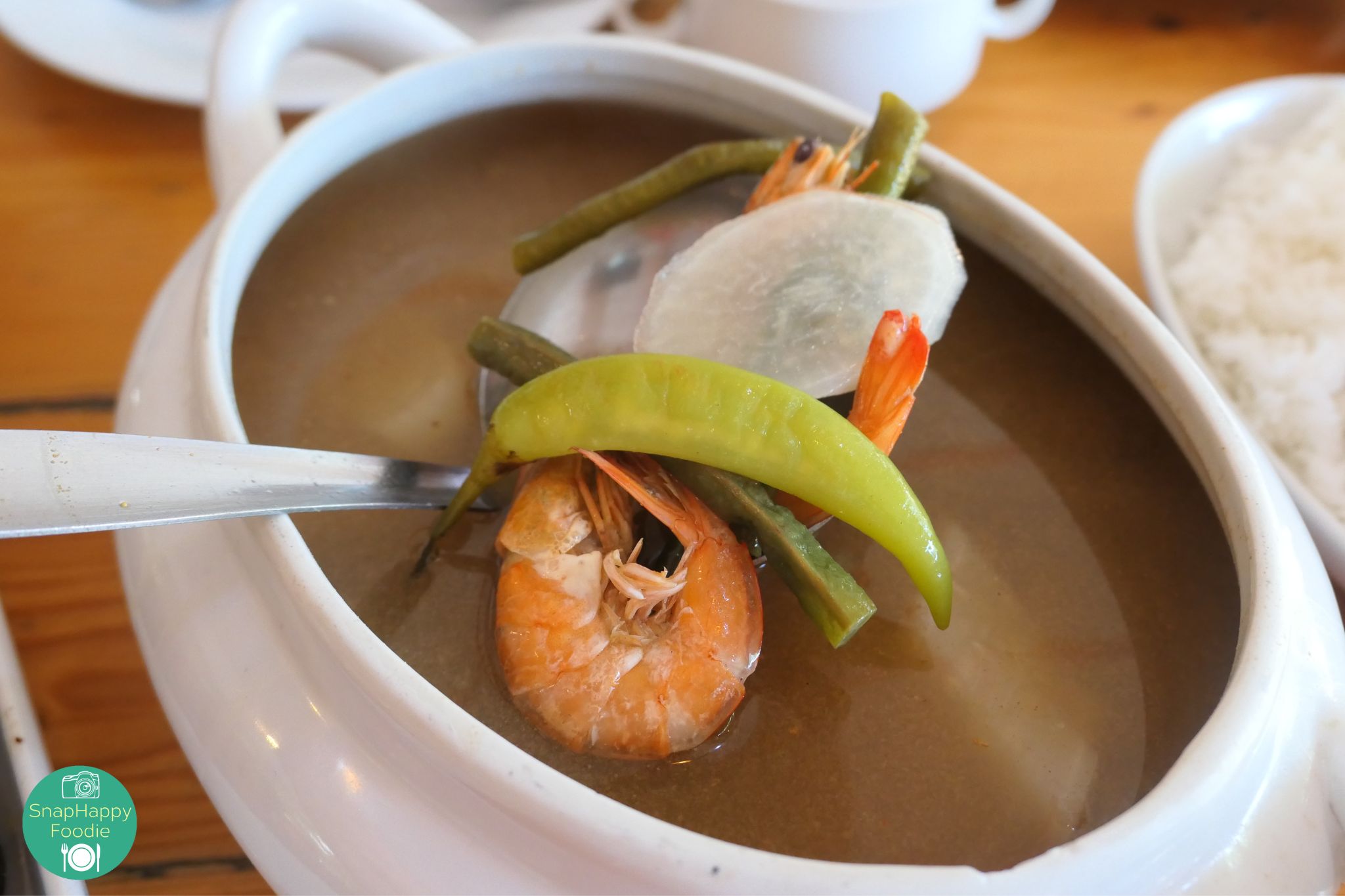 Sinigang na Hipon | SnapHappy Foodie | www.snaphappyfoodie.com